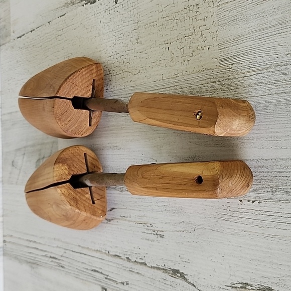 Chernin's wood shoe trees Size 9 - Picture 4 of 7
